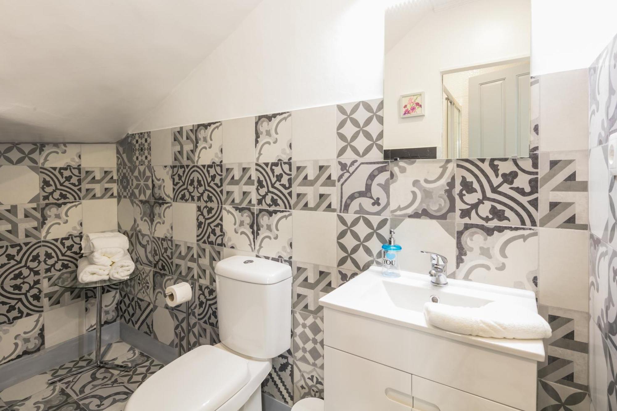 A Francos Burguer Station 2 Apartment Порто Екстериор снимка
